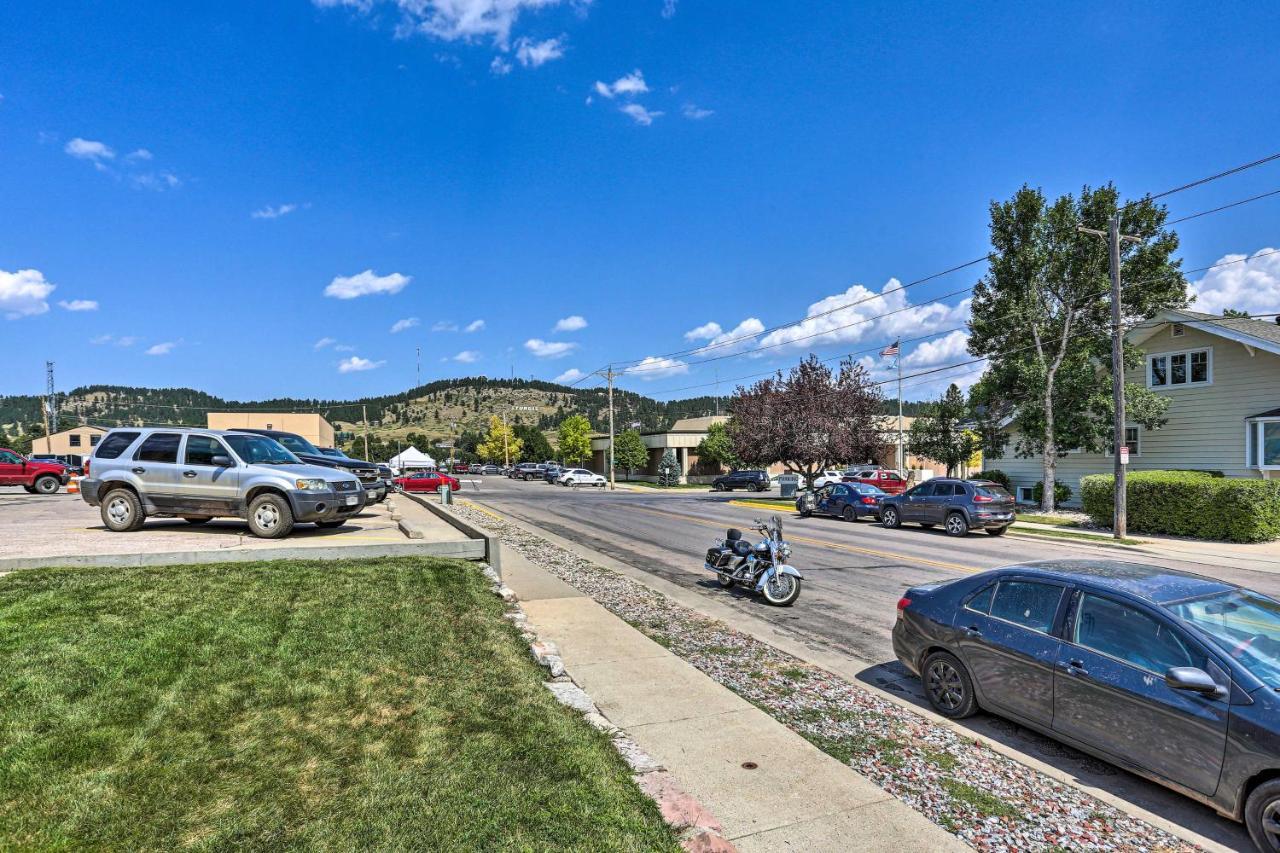 Centrally Located Sturgis Apt On Main St With Garage Εξωτερικό φωτογραφία